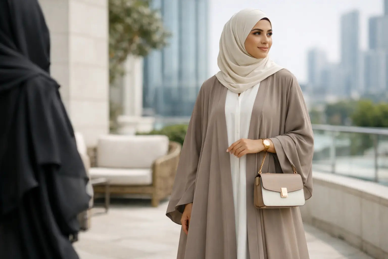 How to Style Modest Abaya Outfits Well