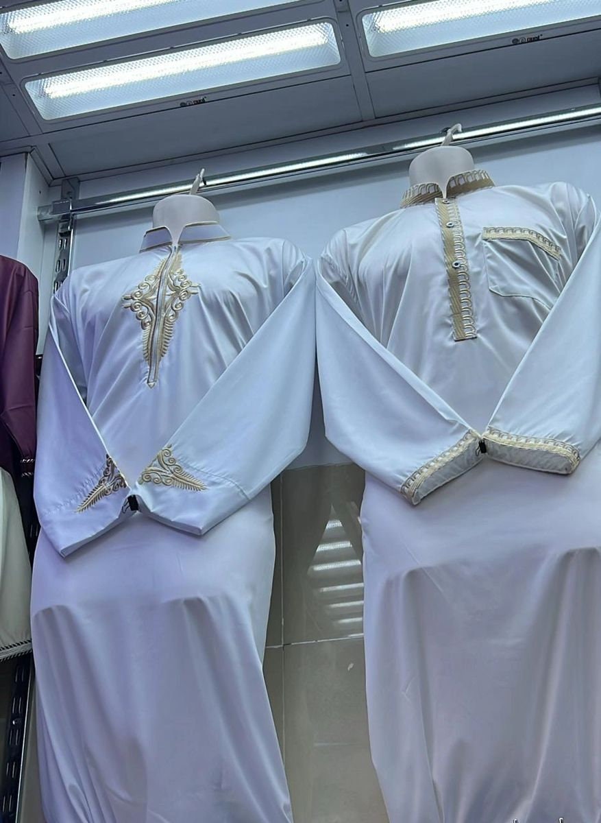 Kaftan for men long sleeve Men's Robe, Tall Muslim clothes with Embodery. Dubai Jalamias