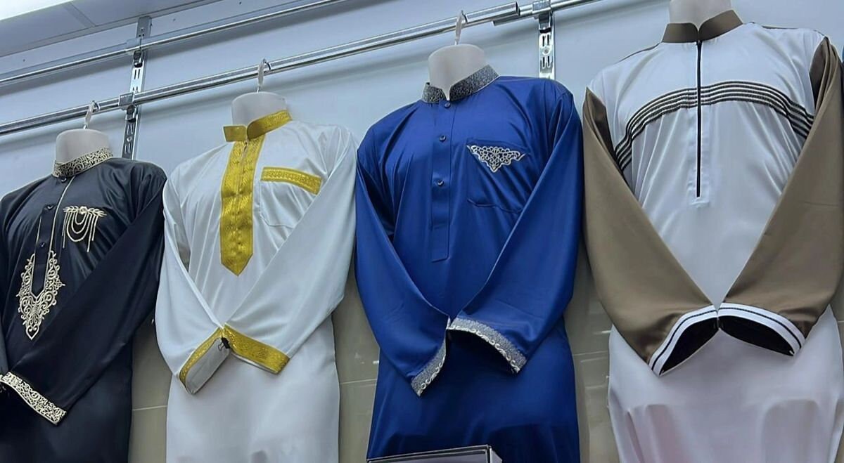 Kaftan for men long sleeve Men's Robe, Tall Muslim clothes with Embodery. Dubai Jalamias